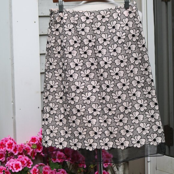Harold's Pale Pink W Embroidered Black Flowers Sheer Trim Pencil Skirt Sz 4 - Picture 4 of 5